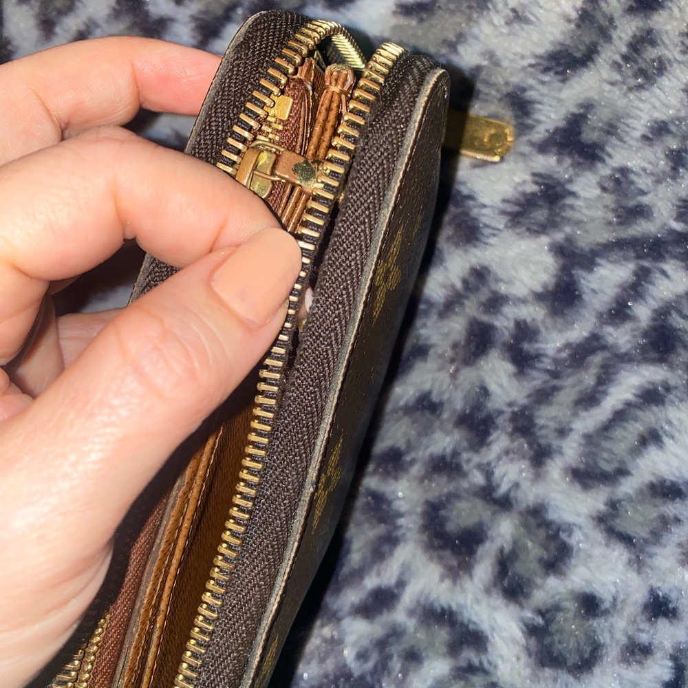 Louis Vuitton Brown and Gold Monogram Zipper Wallet - Picture 12 of 13